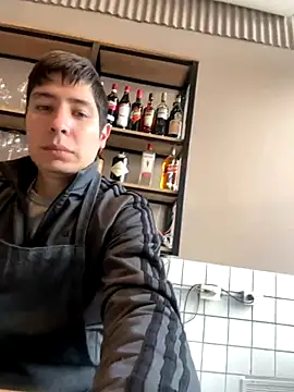 Snapshot of 9999Alez chatting on 09-10-25, 01:44 9999Alez online show from 09-10-25, 01:44