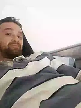 Snapshot of xxxxxcgbn chatting on 10-03-25, 01:24 xxxxxcgbn online show from 10-03-25, 01:24