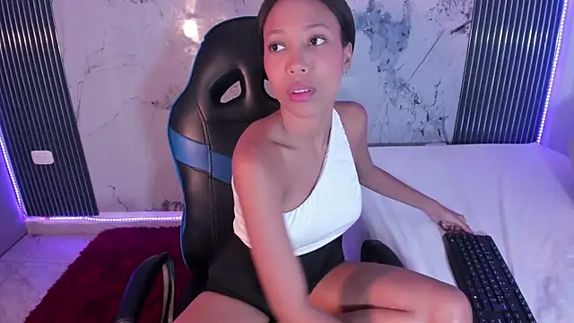 Snapshot of Mia_Duarte1 chatting on 09-09-25, 07:46 Mia Duarte1 online show from 09-09-25, 07:46