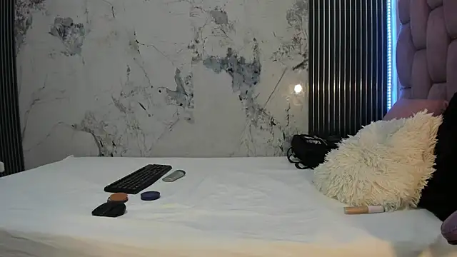 Snapshot of Mia_Duarte1 chatting on 10-24-25, 07:32 Mia Duarte1 online show from 10-24-25, 07:32