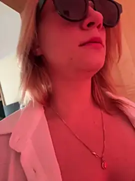 SugarDanger online show from 07-19-26, 06:17