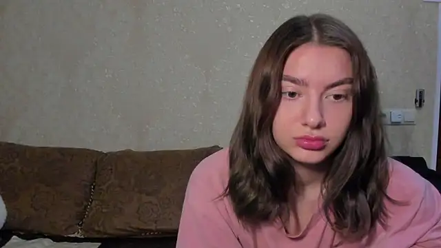 Snapshot of muuur_fam chatting on 09-11-25, 08:31 muuur fam online show from 09-11-25, 08:31