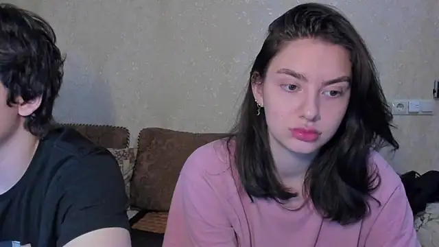 Snapshot of muuur_fam chatting on 09-16-25, 06:20 muuur fam online show from 09-16-25, 06:20