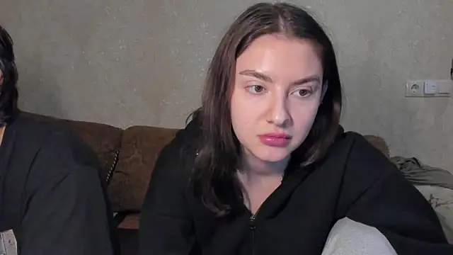 Snapshot of muuur_fam chatting on 10-10-25, 06:29 muuur fam online show from 10-10-25, 06:29