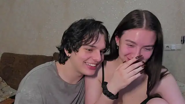 Snapshot of muuur_fam chatting on 10-20-25, 09:26 muuur fam online show from 10-20-25, 09:26