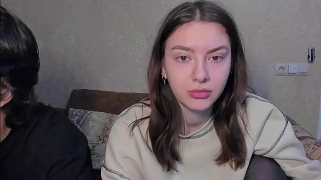 Snapshot of muuur_fam chatting on 11-27-25, 10:01 muuur fam online show from 11-27-25, 10:01