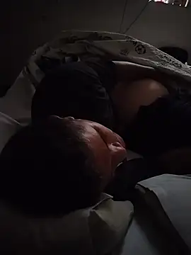 danigarci2307 online show from 11-10-25, 12:59