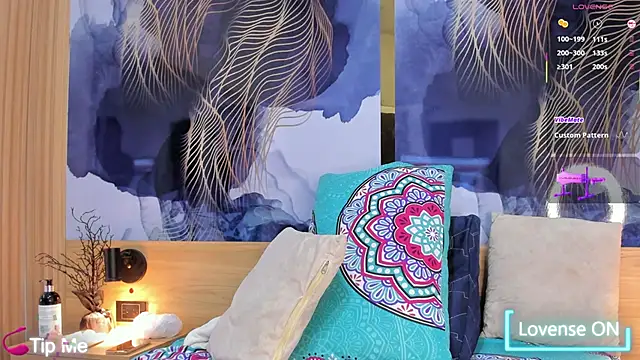 LunaStar- online show from 10-16-25, 12:50