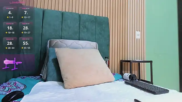 LunaStar- online show from 10-23-25, 12:48