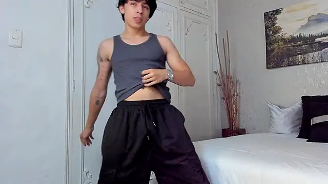 Tyler durten online show from 09-23-25, 02:58