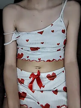 AnnieSparkle online show from 10-10-25, 12:53