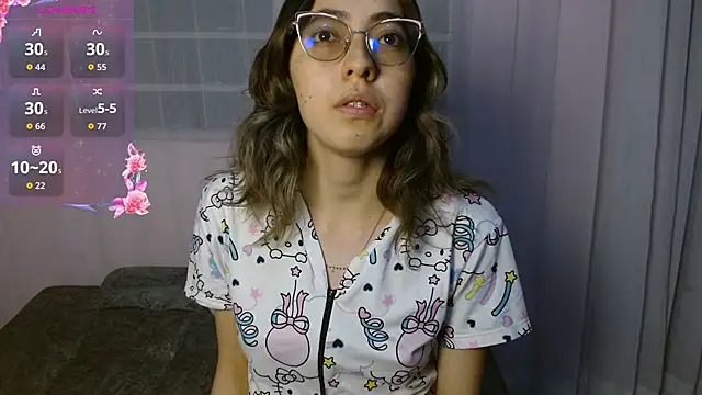 Snapshot of AnnieSparkle chatting on 12-14-25, 02:06 AnnieSparkle online show from 12-14-25, 02:06