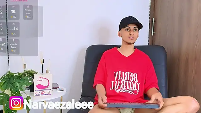 AlejandroLoouis online show from 11-21-25, 08:40