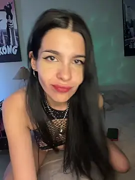 IaraStone online show from 10-21-25, 10:27