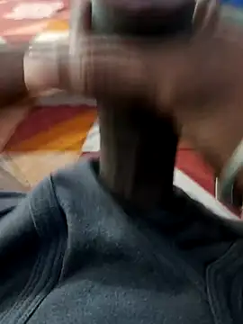 Snapshot of Mr_xxx007@xh chatting on 11-30-25, 08:07 Mr xxx007xh online show from 11-30-25, 08:07