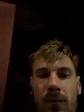 Snapshot of sumiso0808 chatting on 10-31-25, 05:47 sumiso0808 online show from 10-31-25, 05:47