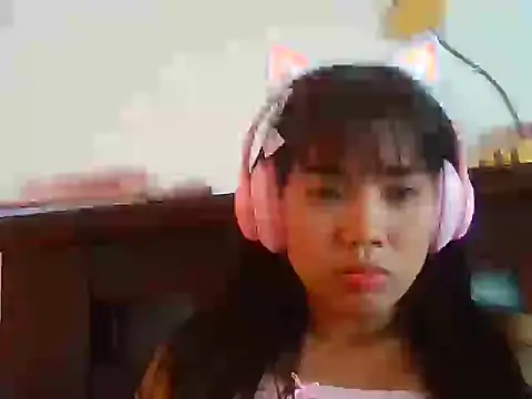 AnnewithanE online show from 09-24-25, 07:55