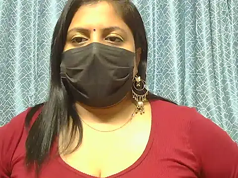 Snapshot of Its-ishikaa chatting on 10-17-25, 05:10 Its-ishikaa online show from 10-17-25, 05:10