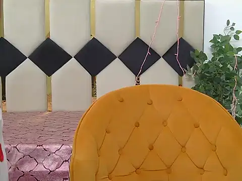 Snapshot of Its-ishikaa chatting on 10-29-25, 03:53 Its-ishikaa online show from 10-29-25, 03:53