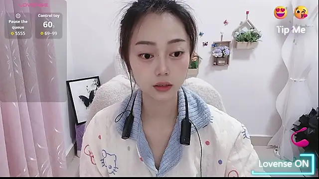 Abb-qiaoyi online show from 11-21-25, 08:46