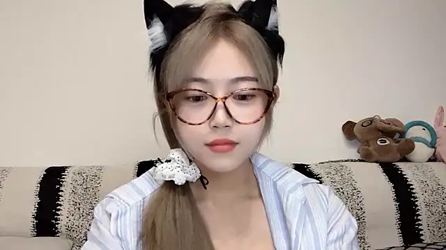 Snapshot of XingKongCOCO-107 chatting on 09-29-25, 01:38 XingKongCOCO-107 online show from 09-29-25, 01:38