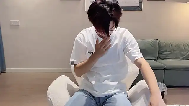 Snapshot of STxuguanhan chatting on 09-24-25, 07:55 STxuguanhan online show from 09-24-25, 07:55