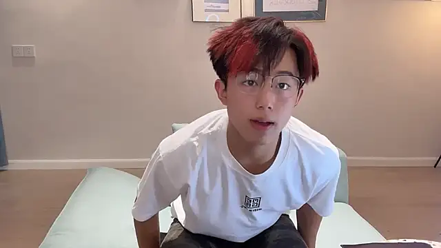 Snapshot of STxuguanhan chatting on 10-11-25, 07:07 STxuguanhan online show from 10-11-25, 07:07