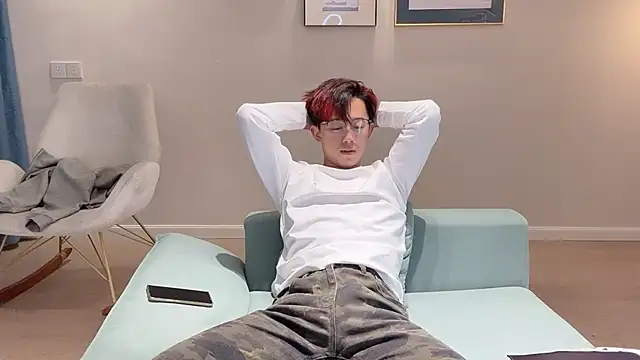 Snapshot of STxuguanhan chatting on 10-14-25, 05:52 STxuguanhan online show from 10-14-25, 05:52