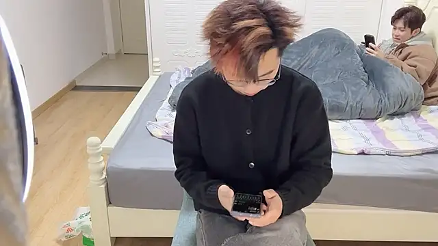 Snapshot of STxuguanhan chatting on 11-18-25, 11:58 STxuguanhan online show from 11-18-25, 11:58