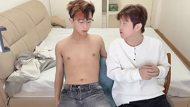 Snapshot of STxuguanhan chatting on 11-30-25, 06:17 STxuguanhan online show from 11-30-25, 06:17