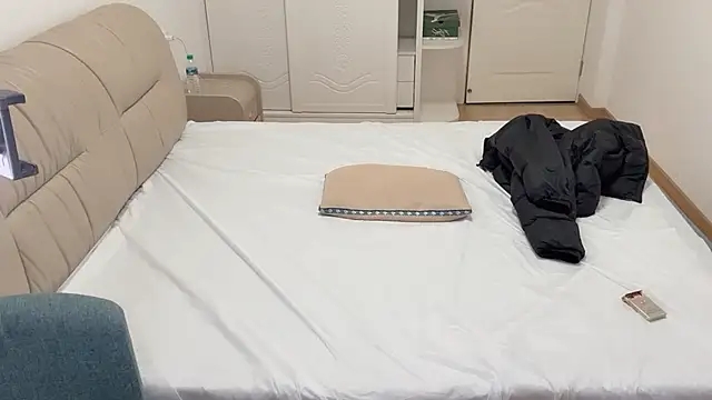 Snapshot of STxuguanhan chatting on 12-01-25, 09:14 STxuguanhan online show from 12-01-25, 09:14