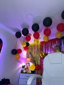 Ashley parkerr online show from 10-01-25, 05:46