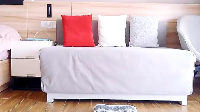 Tianxin6 online show from 09-30-25, 12:15