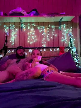 Snapshot of Kacinichole chatting on 09-14-25, 06:01 Kacinichole online show from 09-14-25, 06:01