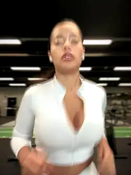 Risky Workouts online show from 10-22-25, 08:25