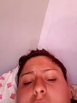 tudiablitalitabellaaa online show from 04-01-26, 06:16