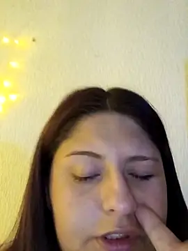 tudiablitalitabellaaa online show from 04-08-26, 05:29