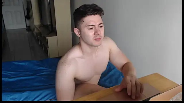 Snapshot of muscledoctor24 chatting on 09-16-25, 04:24 muscledoctor24 online show from 09-16-25, 04:24