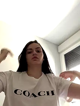 Snapshot of prettylittlefooxy chatting on 11-07-25, 10:37 prettylittlefooxy online show from 11-07-25, 10:37