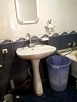 sealbrok online show from 11-01-25, 01:02