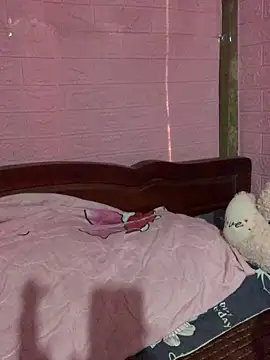 Star-sweet online show from 10-18-25, 06:05