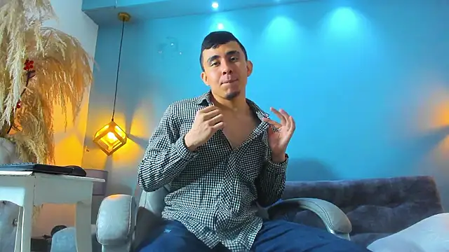 Eross Santy online show from 02-10-26, 01:15