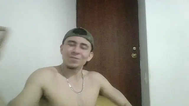 Eross Santy online show from 06-18-26, 03:29