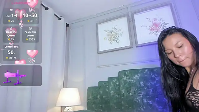lux bitchx online show from 06-09-26, 05:52