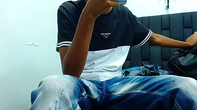 daniel evans69 online show from 10-28-25, 12:19