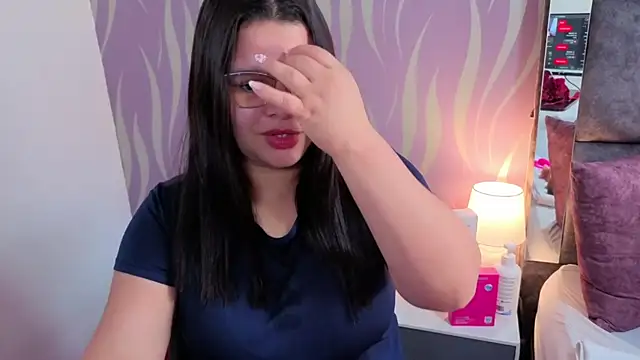 SamanthaPaImer online show from 11-12-25, 05:02