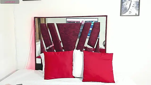 ReginaRosetti online show from 10-16-25, 07:37