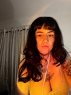 Snapshot of Jinx__x chatting on 11-29-25, 02:58 Jinx x online show from 11-29-25, 02:58