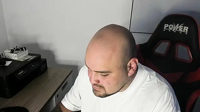 ElianCrow online show from 12-13-25, 09:09