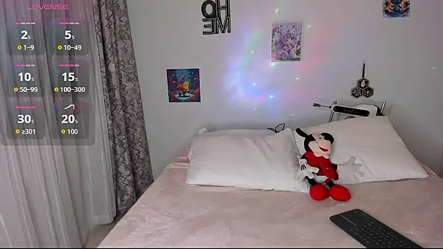 Snapshot of Natalia__Miller chatting on 11-10-25, 08:30 Natalia Miller online show from 11-10-25, 08:30